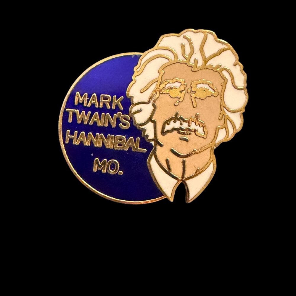 VTG Mark Twain pinback lapel pins Cave Hannibal MO‎ enamel hat pin